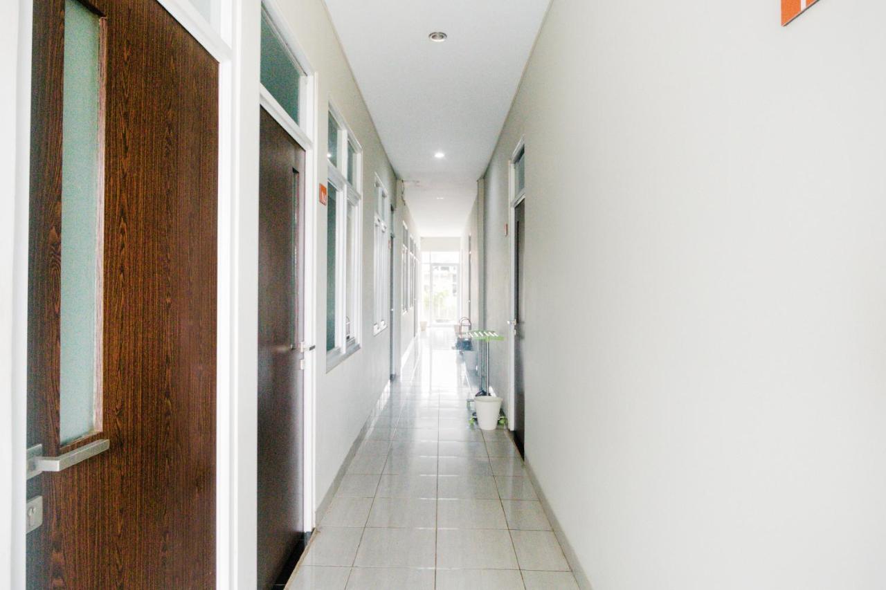 Oyo Life 3204 Beverly Park Bandung Extérieur photo